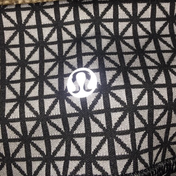 π₯SOLDπ₯ Lululemon Leggings - Picture 4 of 4