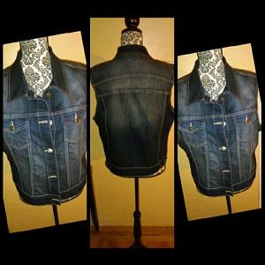 Jean Vest