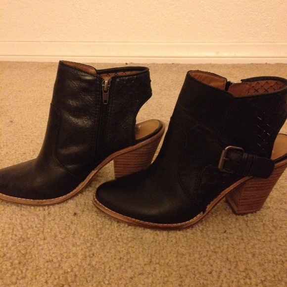 Dolce Vita Shoes - Dolce Vita booties