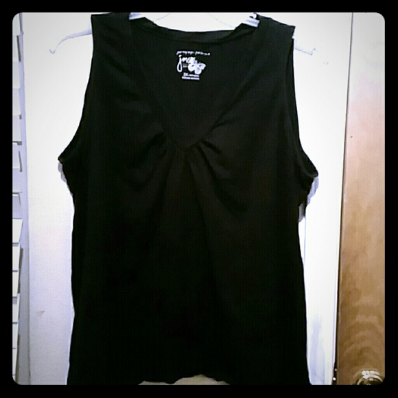*FINAL SALE* Plus size Black sleeveless top