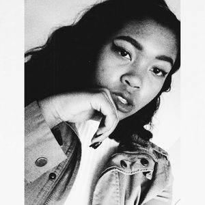 Meet your Posher, Lila