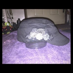 Women's hat