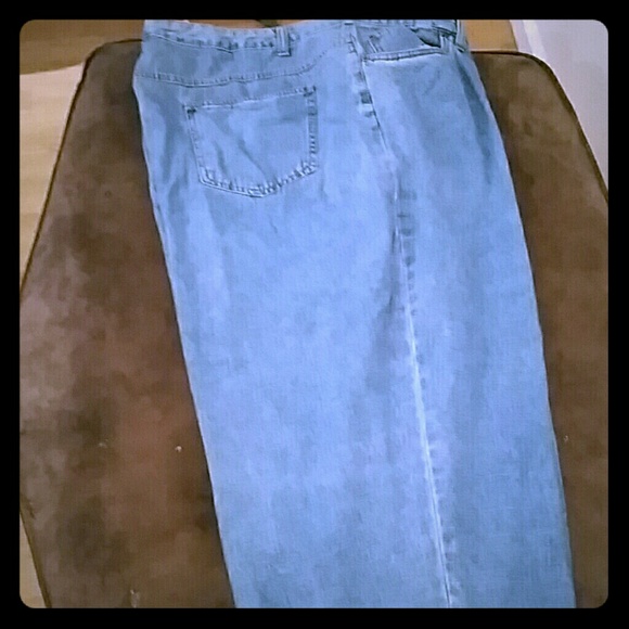 *FINAL SALE* Plus size Capri jeans