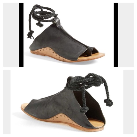 BLACK FLATS FREE PEOPLE BNIB Ballet Flats - Picture 3 of 4