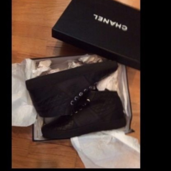 Chanel sneakers - Picture 2 of 4