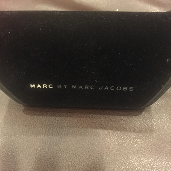 Marc Jacobs sun glasses - Picture 2 of 4