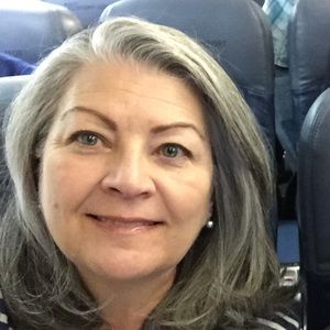 Meet your Posher, Holly