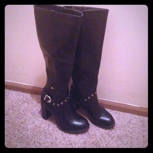 Tall Black w/gold buckle boots