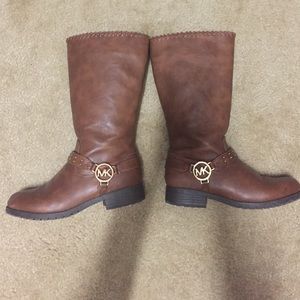 Michael Kors brown boots.Size 7 in women or 5 kids