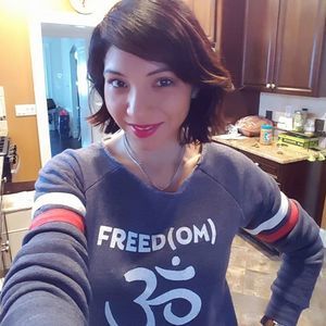 Meet your Posher, Lisa