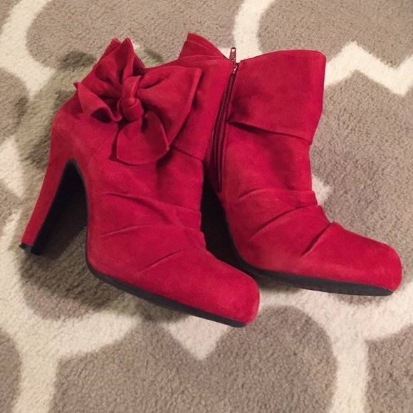 Gianni Bini Shoes - NWOT Gianni Bini red suede booties