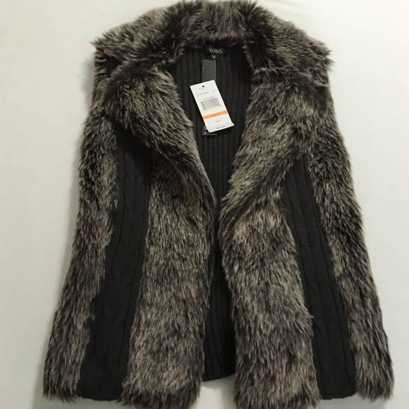 XOXO Sweaters - Sexy XOXO Faux Fur Sweater Vest Nwt💥Sale💥