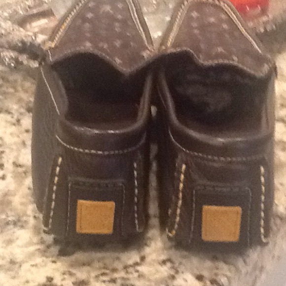 Louis Vuitton women's size 8 loafers
