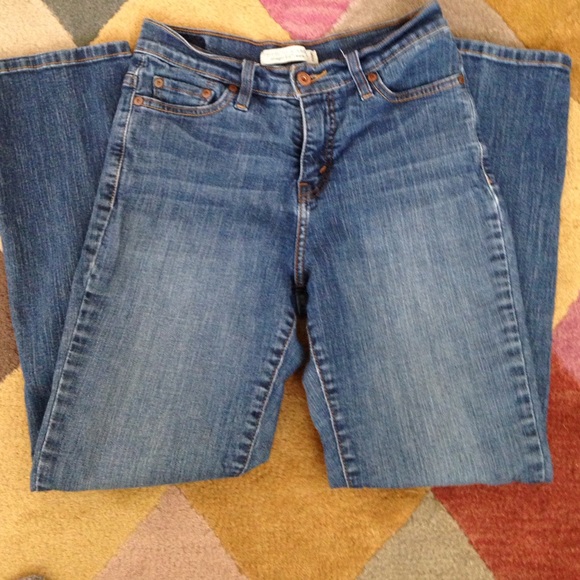 Levi's 512 perfectly slimming straight stretch 6