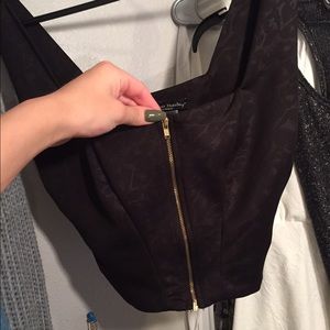 Black crop top with zipper