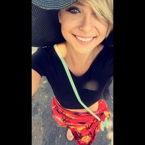 Meet your Posher, Kali