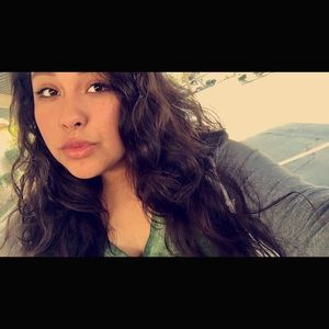 Meet your Posher, Carissa