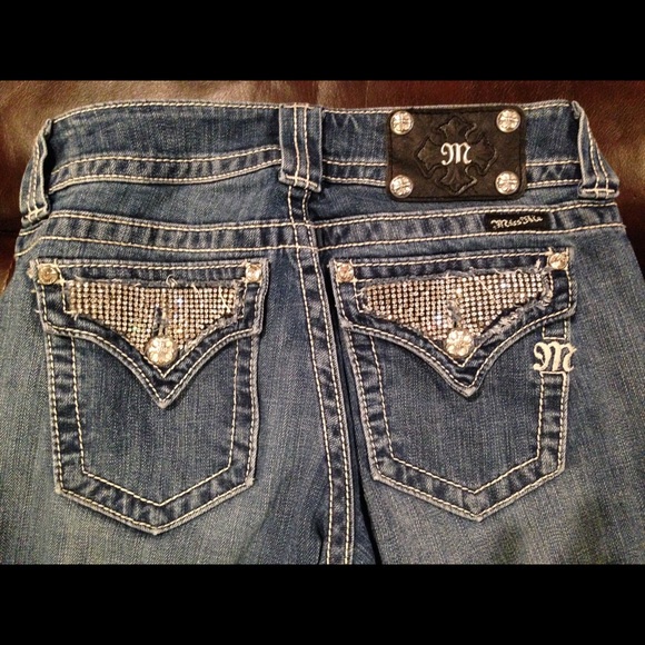 Miss Me Rhinestone jeans Sz 27