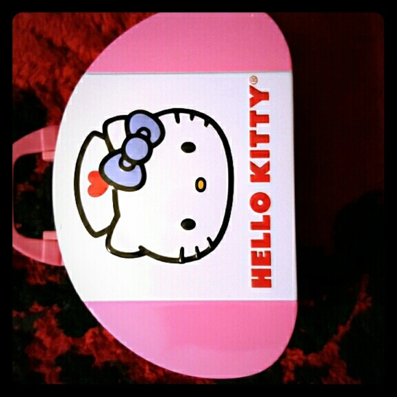 Hello Kitty Nurse Tin