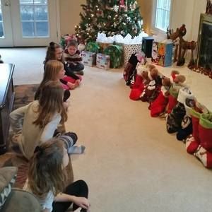 Meet your Posher, Candi