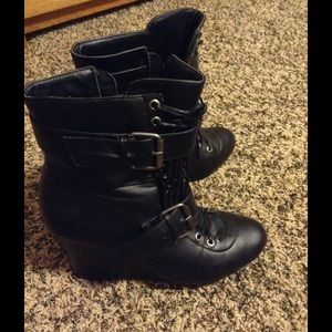 Steve Madden bootie