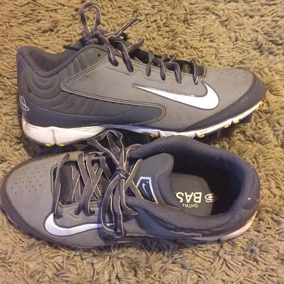 Boys nike baseball cleats