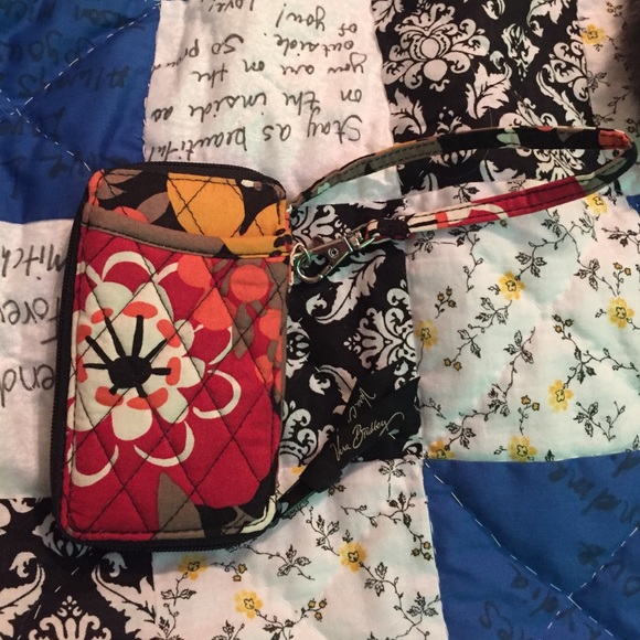 🔥SOLD🔥Vera Bradley wristlet