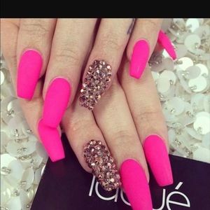 Meet your Posher, Mae