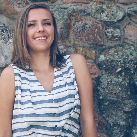 Meet your Posher, Makenzie