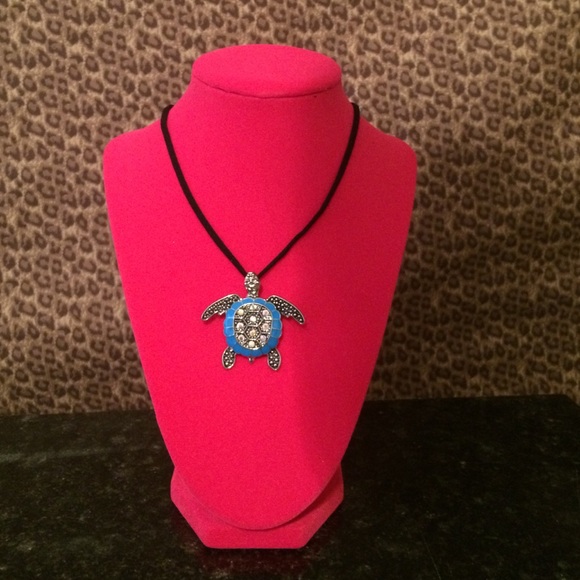 Turtle necklace - Picture 2 of 4