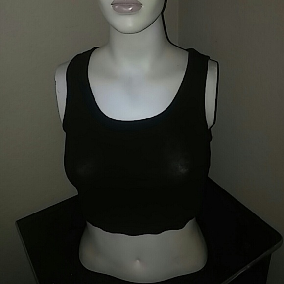 Crop top must haves