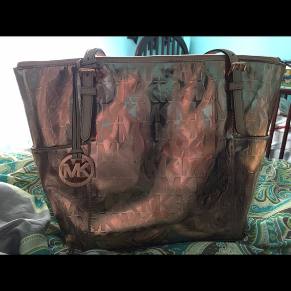 Rose gold Michael Kors