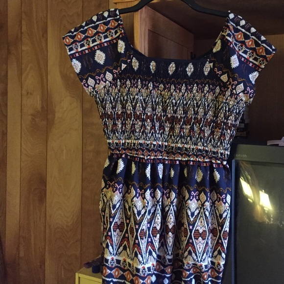 Aztec print - Picture 3 of 3