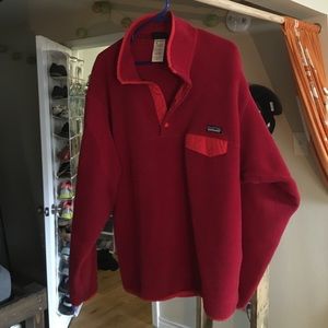 Red Patagonia Pullover