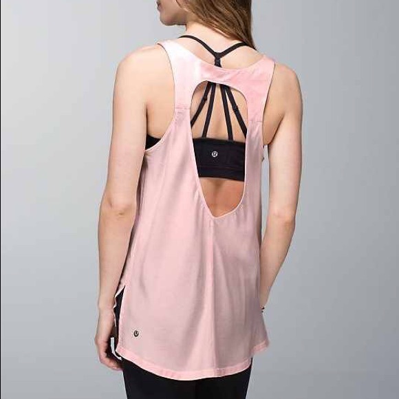 Lululemon tank, size 2
