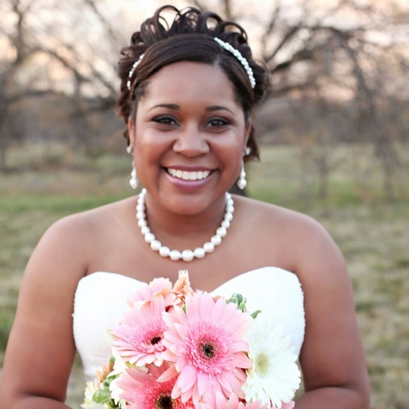 Meet your Posher, Taylor - Picture 1 of 1