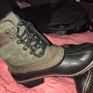 SOREL DUCK BOOTS 7.5