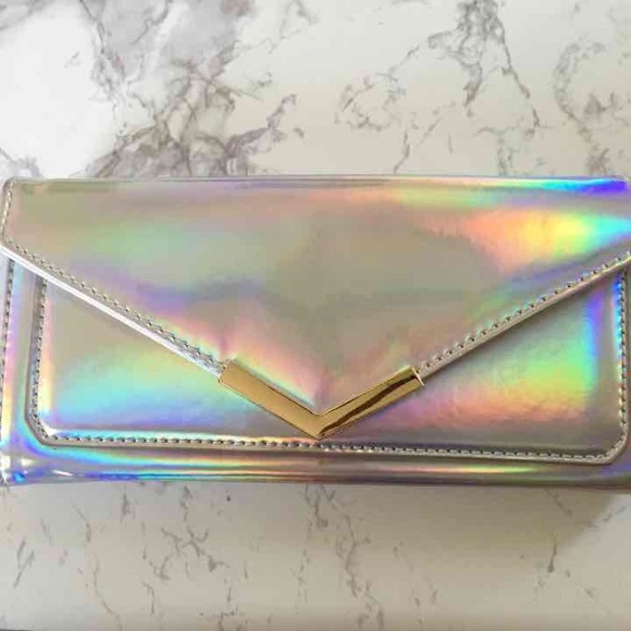 SOLD🦄Holographic/Iridescent Wallet✨ - Picture 2 of 4
