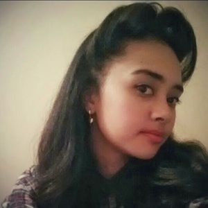 Meet your Posher, Catherine