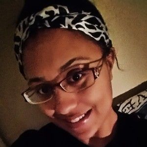 Meet your Posher, Arielle