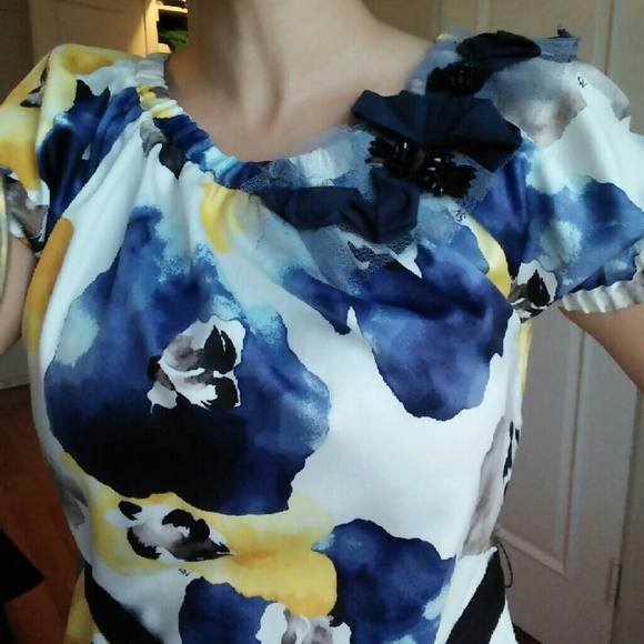 Dress - Picture 3 of 4