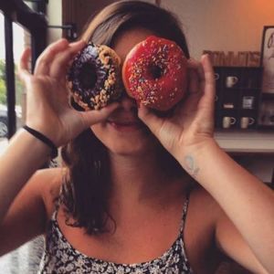 Meet your Posher, Frances