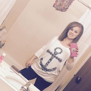 Meet your Posher, Ariana