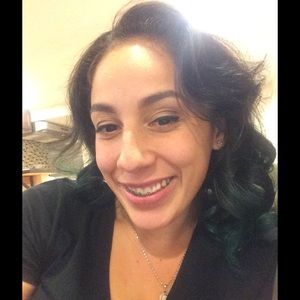 Meet your Posher, Samantha