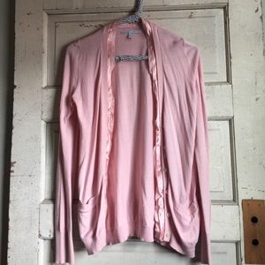 old navy pink sweater with ribbon trim