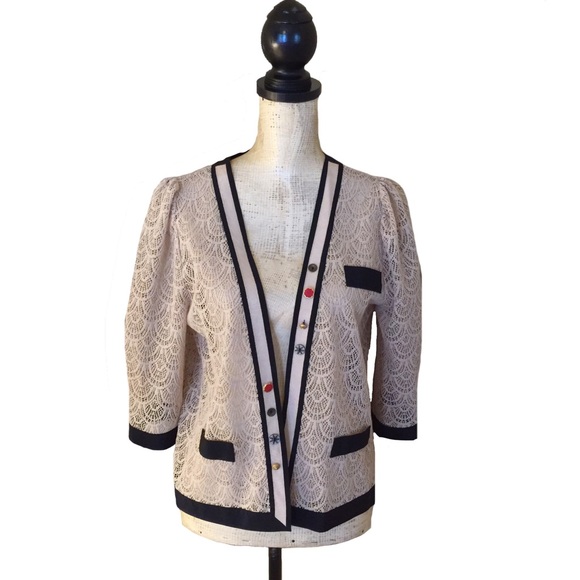 Corey Lynn Calter Beige black trimmed gorgeous top