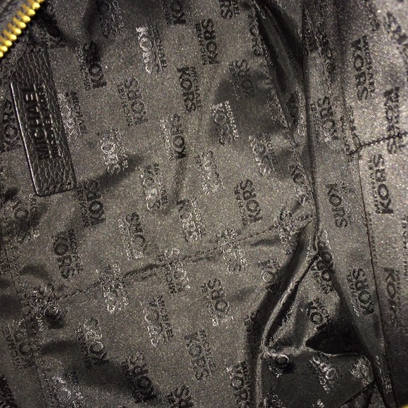 Michael Kors Fulton - Picture 3 of 4