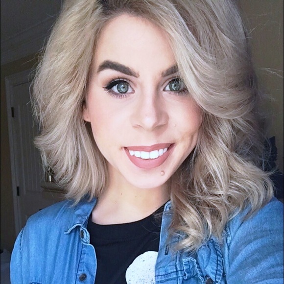 Meet your Posher, Meredith