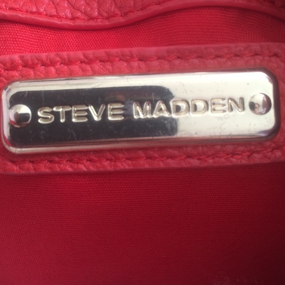 Steve Madden Crossbody Bag - Picture 3 of 4