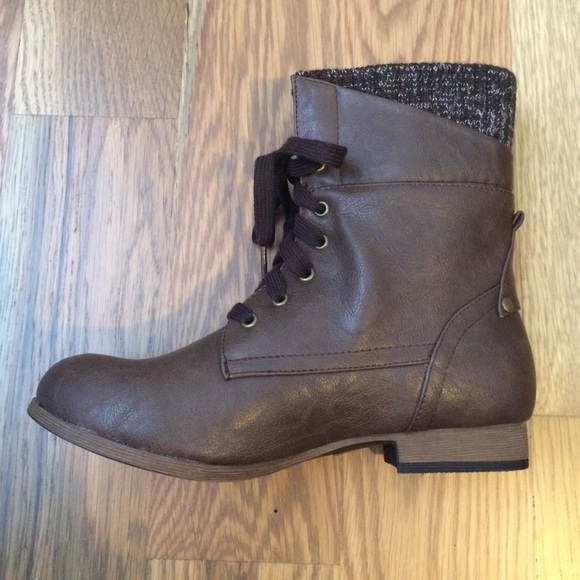 Wild Diva Shoes - Brown booties